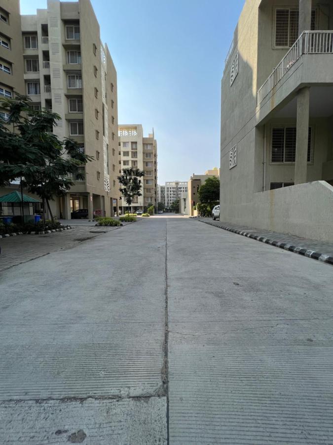 Ferienwohnung 2Bhk Luxurious Beautiful Flat Near Iim Aiims Nagpur Exterior foto